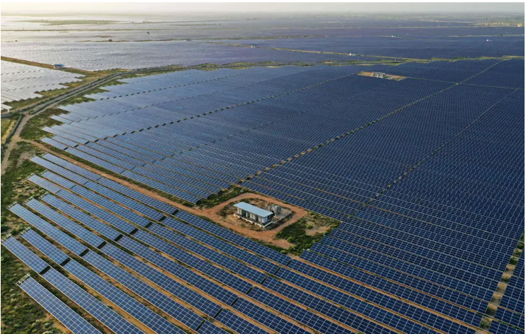 India Launches World’s Largest Solar Farm in Rajasthan